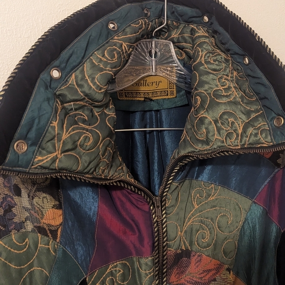 VNT Neiman Marcus Patchwork Down Puffer Coat- Embroidered - Picture 6 of 14